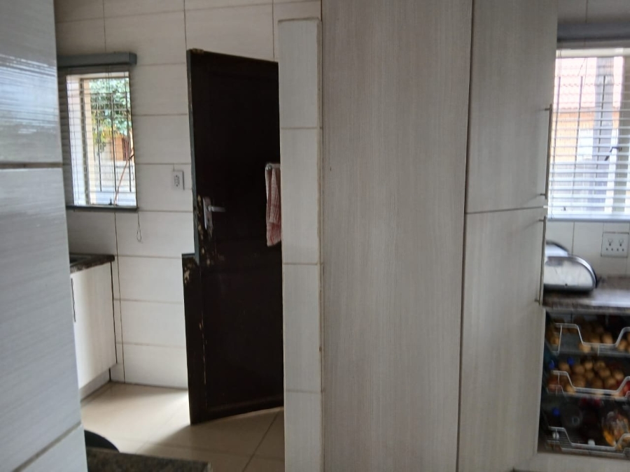 3 Bedroom Property for Sale in Rustenburg Central North West